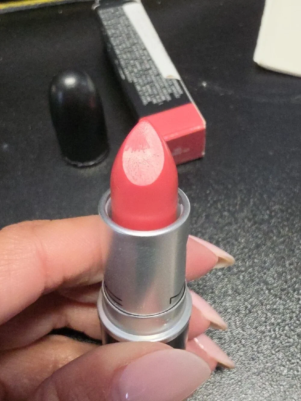 MAC Cosmetics Retro Matte Lipstick Runway Hit - new with box